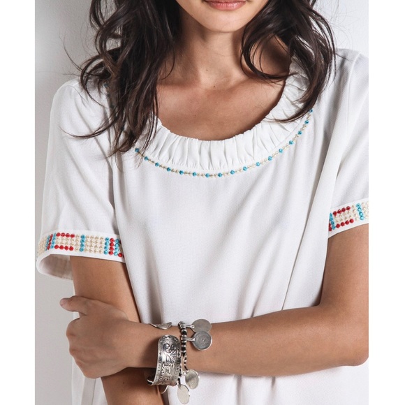 Helki Embroidered Scoop Neck Top (White/Multi) - Picture 1 of 4